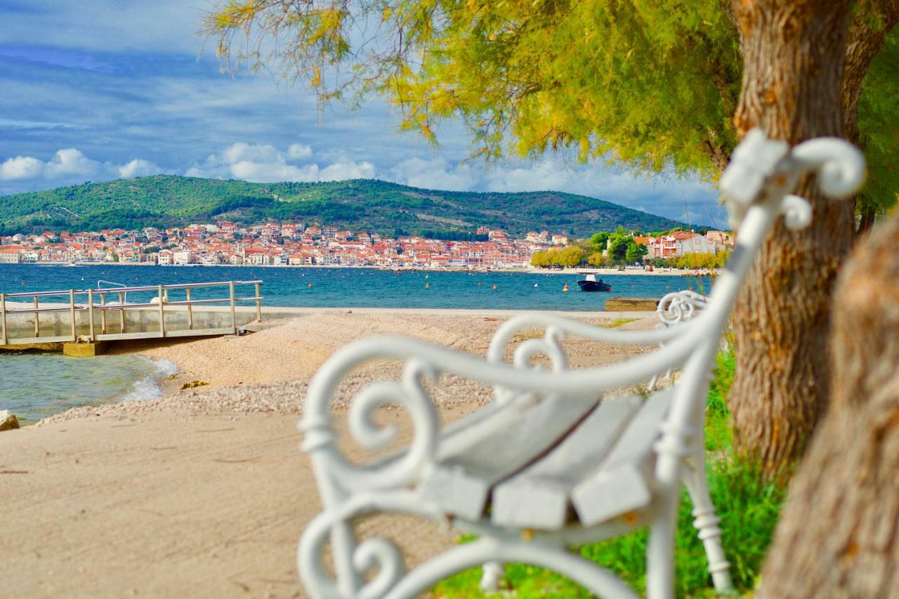 Pansion Hrga Hotel Vodice Bagian luar foto