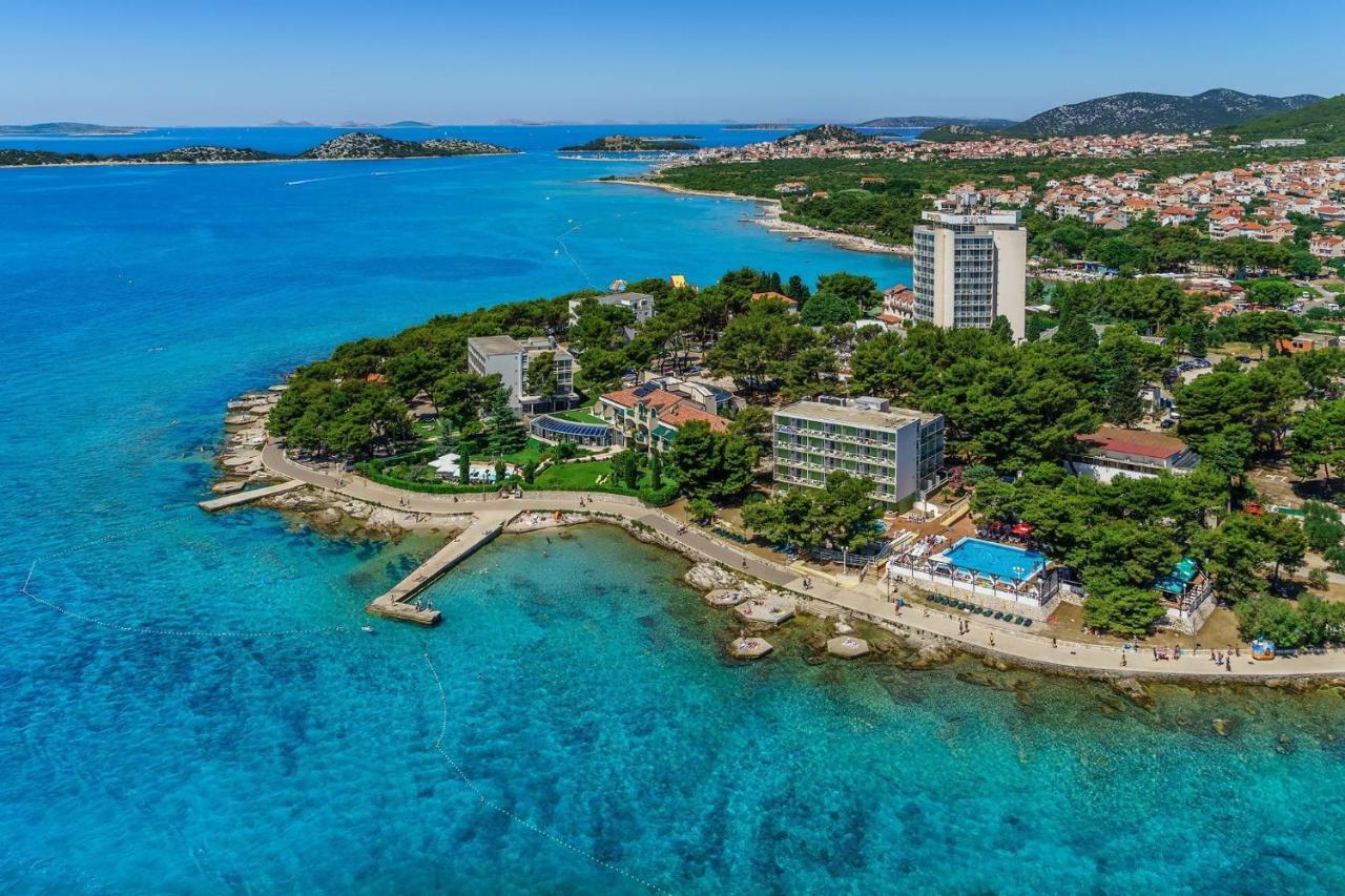 Pansion Hrga Hotel Vodice Bagian luar foto