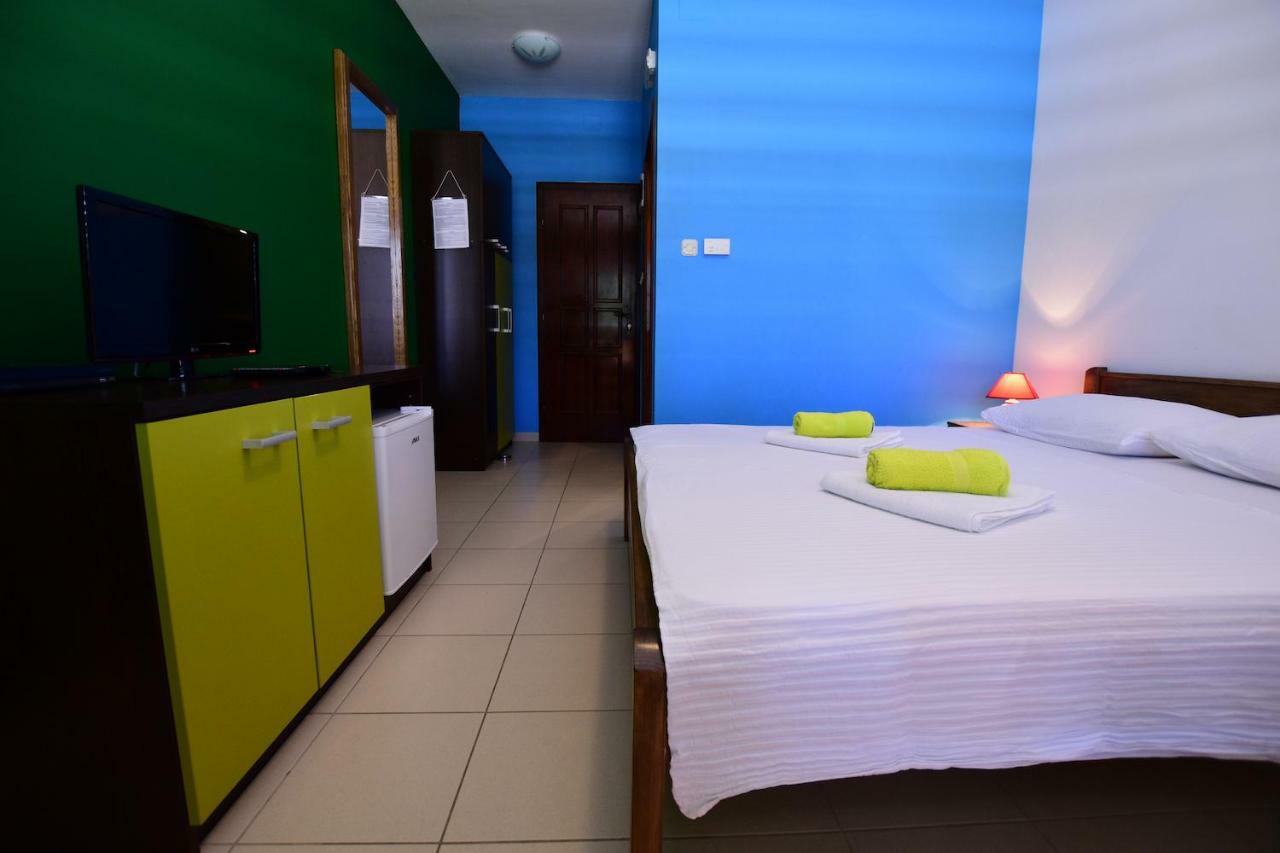 Pansion Hrga Hotel Vodice Bagian luar foto